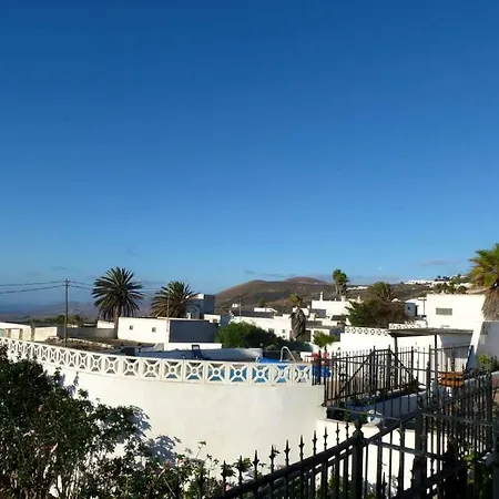 Villa La Asomada Sleeps 5 Pool Wifi